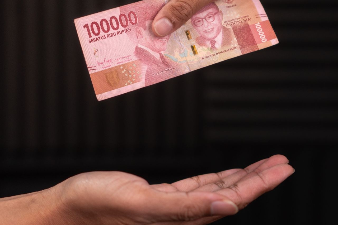 Cara Gila Lepas dari Pinjol Lewat Pelunasan Utang