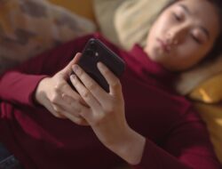 Ini Deretan Kebiasaan Rahasia Anak yang Sengaja Ditutup-tutupin dari Orang Tua