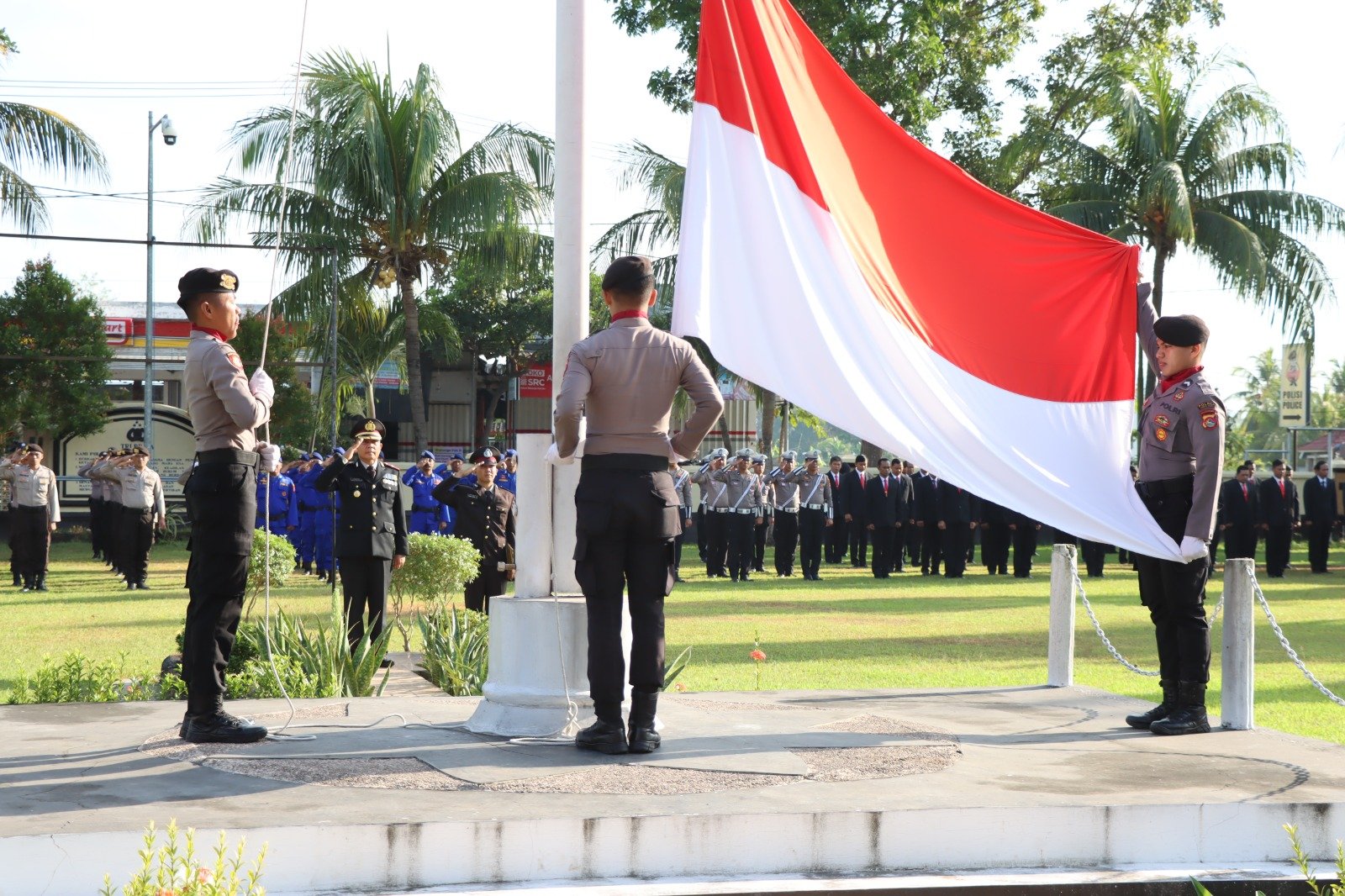 Upacara Bendera Hari Lahir Pancasila di Polres Lombok Barat Berlangsung Khidmat