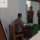 Polres Lombok Barat Melakukan Pengamanan Kantor Bawaslu Lombok Barat Menjelang Pemilu Serentak Tahun 2024