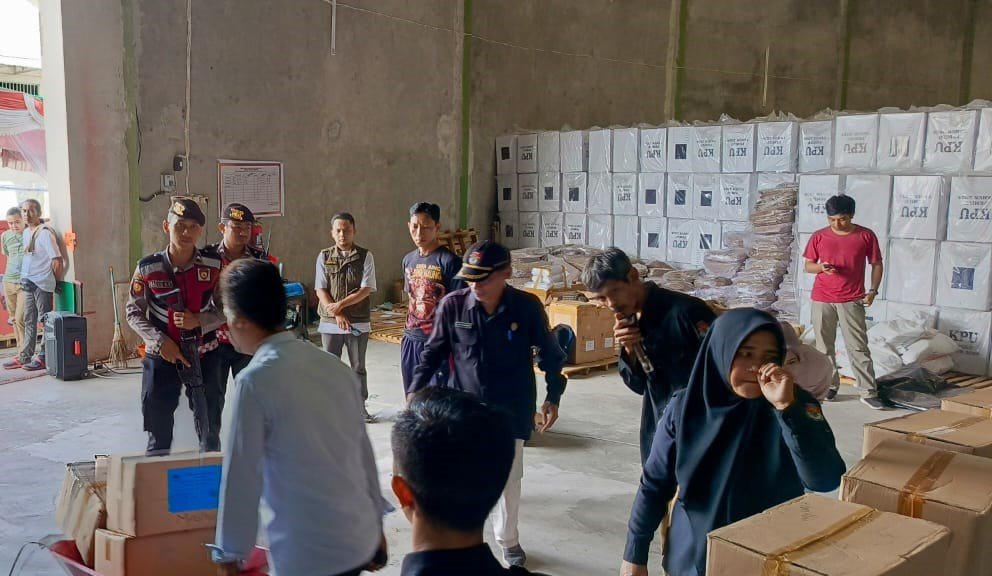 Polres Lombok Barat Amankan Gudang Logistik KPU Jelang Pemilu 2024, Mencegah Terjadinya Gangguan