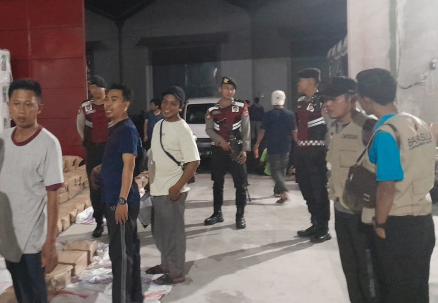 Sat Samapta Polres Lombok Barat Amankan Gudang Logistik KPU, Situasi Tetap Aman dan Kondusif