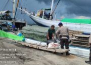 Subsatgas Polair Polres Lombok Barat Gelar Patroli di Pelabuhan Lembar: Ciptakan Keamanan dan Edukasi Pemilu