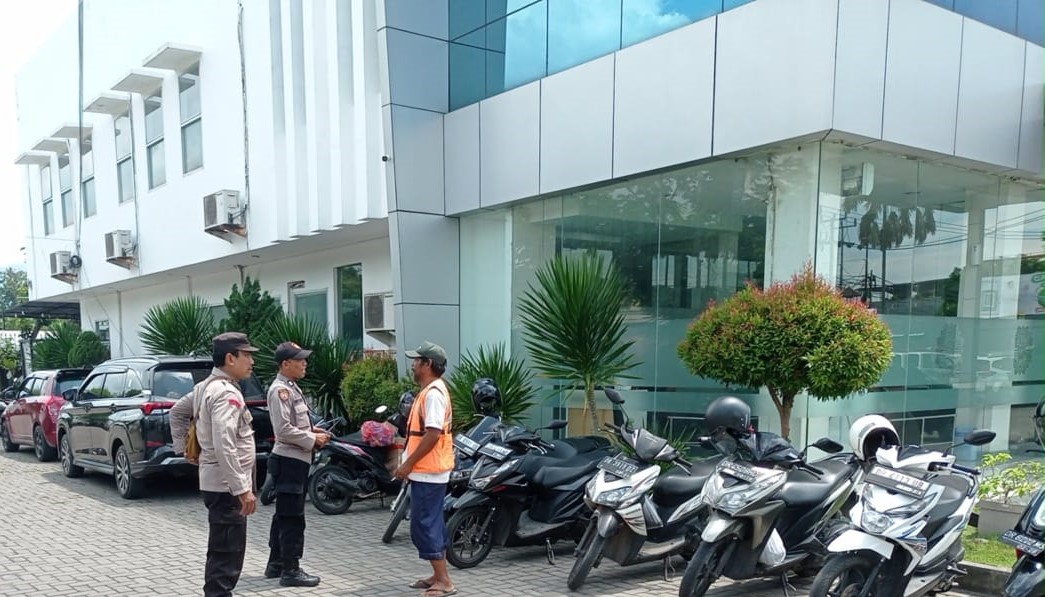 Patroli KRYD Polsek Gerung Ciptakan Situasi Kamtibmas Kondusif