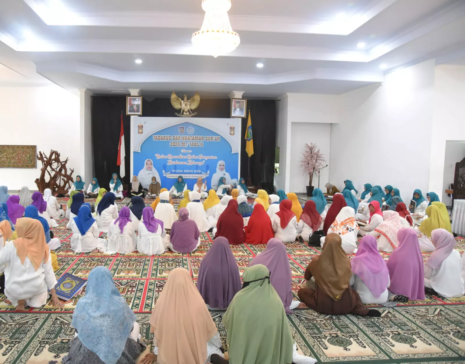 Membangun Keluarga Kuat dan Harmonis melalui Tadarusan dan Khatam Quran