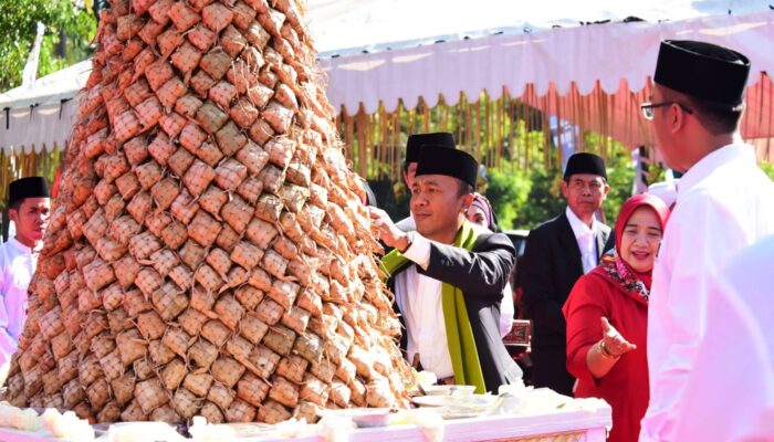 Menjelajahi Keunikan Tradisi Ramadhan dan Idul Fitri di Nusa Tenggara Barat: Dari Lebaran Topat hingga Ngejot