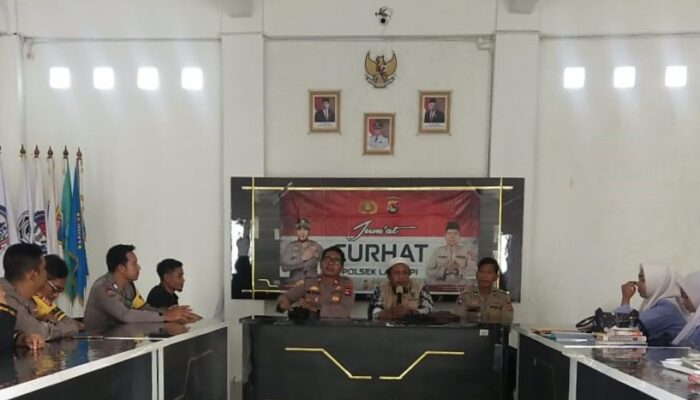 Polsek Labuapi Gelar Jumat Curhat Bersama Mahasiswa KKN Poltekkes Mataram