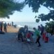 Pramuka dan TNI Bersatu Bersihkan Pantai: Masyarakat Tanjung Karang Kota Mataram Turut Serta