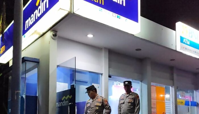 Polsek Batulayar Gelar Patroli Rutin Malam, Ciptakan Keamanan dan Ketertiban Masyarakat