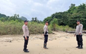 Polsek Sekotong Jaga Keamanan Pulau Sepatang dan Perkuat Silaturahmi dengan Warga