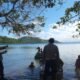 Polsek Sekotong Pantau Pengamanan Tradisi Lebaran Ketupat di Berbagai Obyek Wisata Sekotong, Lombok Barat