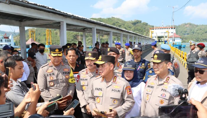 Tinjau Kesiapan Pengamanan Pelabuhan Lembar Jelang World Water Forum, Kabaharkam Polri: Semua Telah Dipersiapkan dengan Cermat