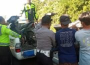Kecelakaan di Sekotong, Pengendara Honda Revo Terluka Parah
