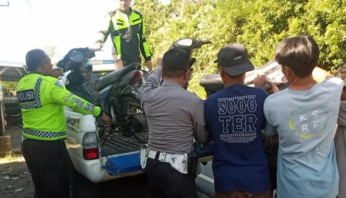 Kecelakaan di Sekotong, Pengendara Honda Revo Terluka Parah