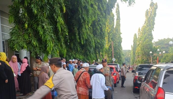 Pelepasan 256 Calon Haji Lombok Barat: Harapan Bupati dan Doa untuk Kemajuan Daerah