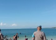 Polsek Sekotong Patroli Pantai Elak-Elak: Ciptakan Situasi Kamtibmas Kondusif dan Aman bagi Wisatawan di Lombok Barat