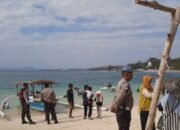 Polsek Sekotong Tingkatkan Keamanan Wisata Pantai Elak-Elak dengan Patroli Rutin