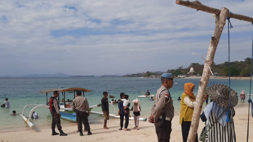 Polsek Sekotong Tingkatkan Keamanan Wisata Pantai Elak-Elak