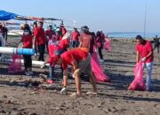 Golden Palace Hotel Lombok dan Next Level Movement Gelar Aksi Bersih Pantai Tanjung Karang Sambut HUT RI ke-79″