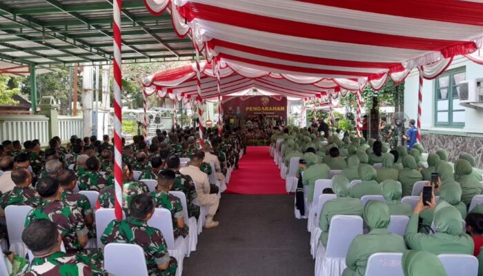 Pangdam IX/Udayana Ajak Prajurit TNI dan PNS Kodim 1606/Mataram Tingkatkan Dedikasi dan Kesejahteraan