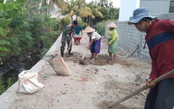 Babinsa dan Warga Pelepok: Perbaiki Jalan Tani Demi Produktivitas Desa