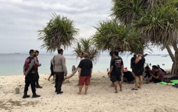 Polsek Sekotong Gelar Patroli Rutin di Pantai Elak-Elak untuk Keamanan Wisatawan