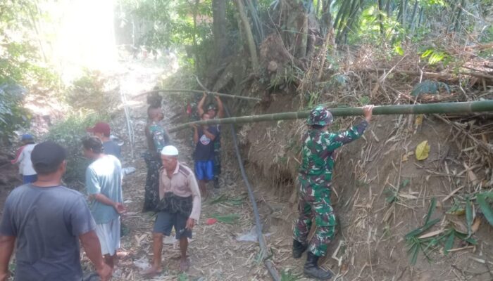 Sinergi TNI dan Masyarakat Tato Barat: Bersama Menjaga Lingkungan Bersih dan Layak Huni