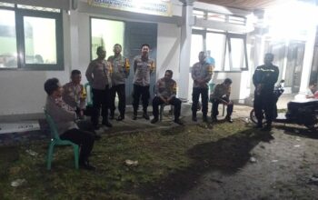 Patroli Dini Hari, Polsek Labuapi Kawal Ketat Kotak Suara Pilkada 2024