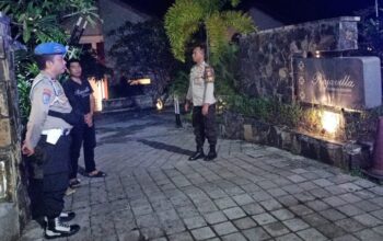 Patroli Rutin Polsek Batulayar Jaga Keamanan di Senggigi dan Kerandangan