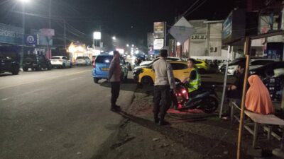 Polsek Batulayar Laksanakan Patroli Malam, Pastikan Keamanan Masyarakat