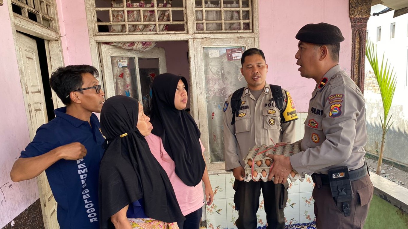 Polsek Kediri NTB Lawan Stunting Program Jumat Berkah Masuki Pekan ke-79