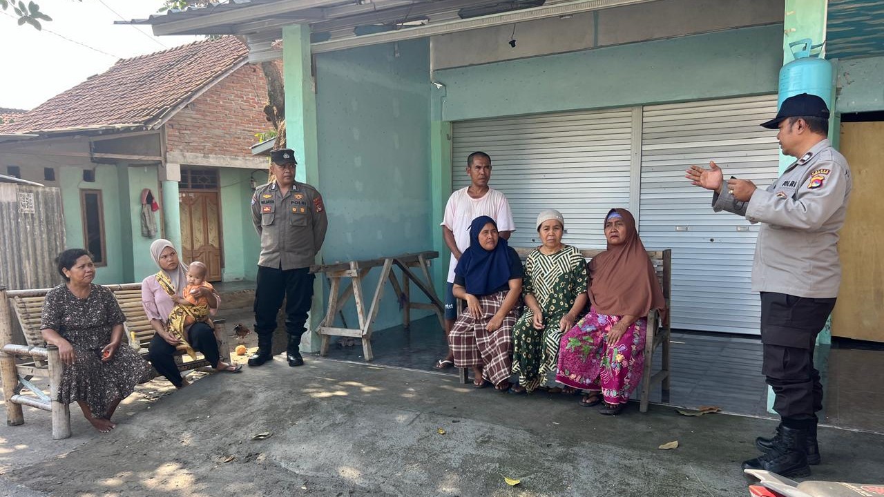 Polsek Kuripan Gelar Patroli Dialogis, Pastikan Pemilukada Lombok Barat Aman dan Kondusif