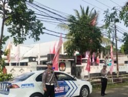 Satlantas Polres Lombok Barat Amankan Kantor KPU dan Bawaslu