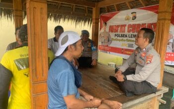 Jumat Curhat Polsek Lembar, Warga Kebon Talo Apresiasi Dialog Langsung dengan Polisi