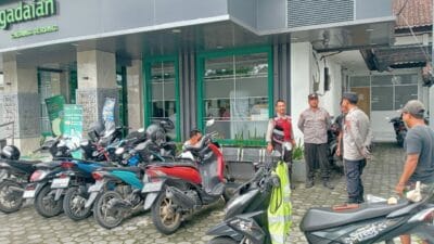 Patroli Humanis Polsek Gerung, Cegah Tawuran & Beri Imbauan Cuaca Ekstrem