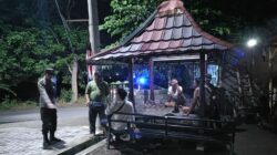 Patroli Malam di Perumahan Labuapi Pesan Kamtibmas dan Anti Narkoba Digaungkan