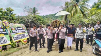 Penghormatan Terakhir untuk Bripda M. Faozan Marzuki di Lombok Barat