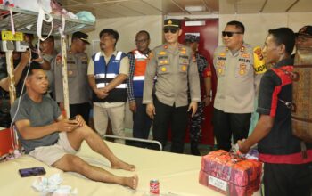 Jelang Pergantian Tahun, Kapolres Bima Kota Pantau Langsung Situasi Kapal Penumpang di Pelabuhan Bima