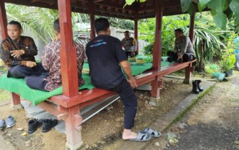 Kapolsek Gerung Dorong Kolaborasi untuk Kemandirian Pangan di Desa Giri Tembesi