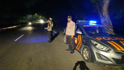 Patroli Blue Light Intensif di BIL, Polsek Kediri Jamin Keamanan Pengguna Jalan