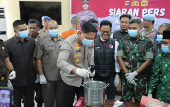 Polres Sumbawa Laksanakan Siaran Pers Pengungkapan Kasus Sepanjang Tahun 2024