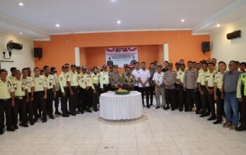 Polres Sumbawa Gelar Apel Dan Syukuran HUT Satpam Ke-44