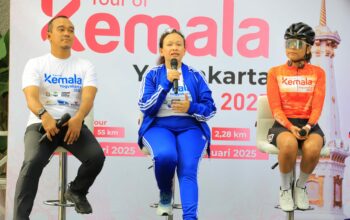 Yayasan Kemala Bhayangkari Gelar Baksos Perbaikan Irigasi Jalan di Yogyakarta