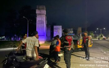 Pastikan Situasi Aman, Sat Samapta Polres Sumbawa Barat Gelar Patroli Dialogis