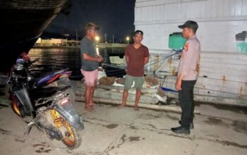 Polsek Kawasan Pelabuhan Laut Bima Laksanakan Cooling System di Areal Dermaga