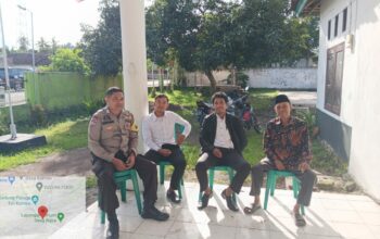 Polsek Wawo Gelar Giat Jumat Curhat di Desa Raba