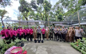 Polres Loteng Launching Pekarangan Pangan Bergizi Lestari.