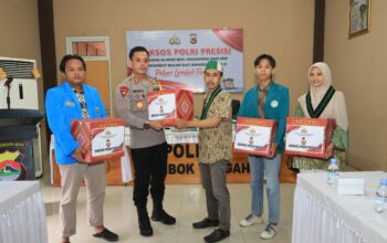 Polres Loteng Bagikan Paket Sembako Untuk Mahasiswa Dan Masyarakat.