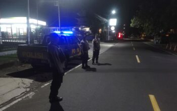 Patroli KRYD Polsek Batulayar, Jaga Keamanan Senggigi Malam Hari