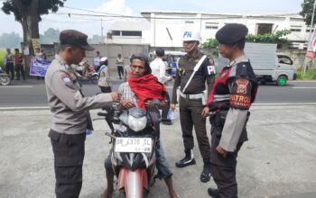 Sinergi Lintas Sektor, Operasi Keselamatan Rinjani 2025 Polres Lombok Barat Sasar Pengguna Jalan